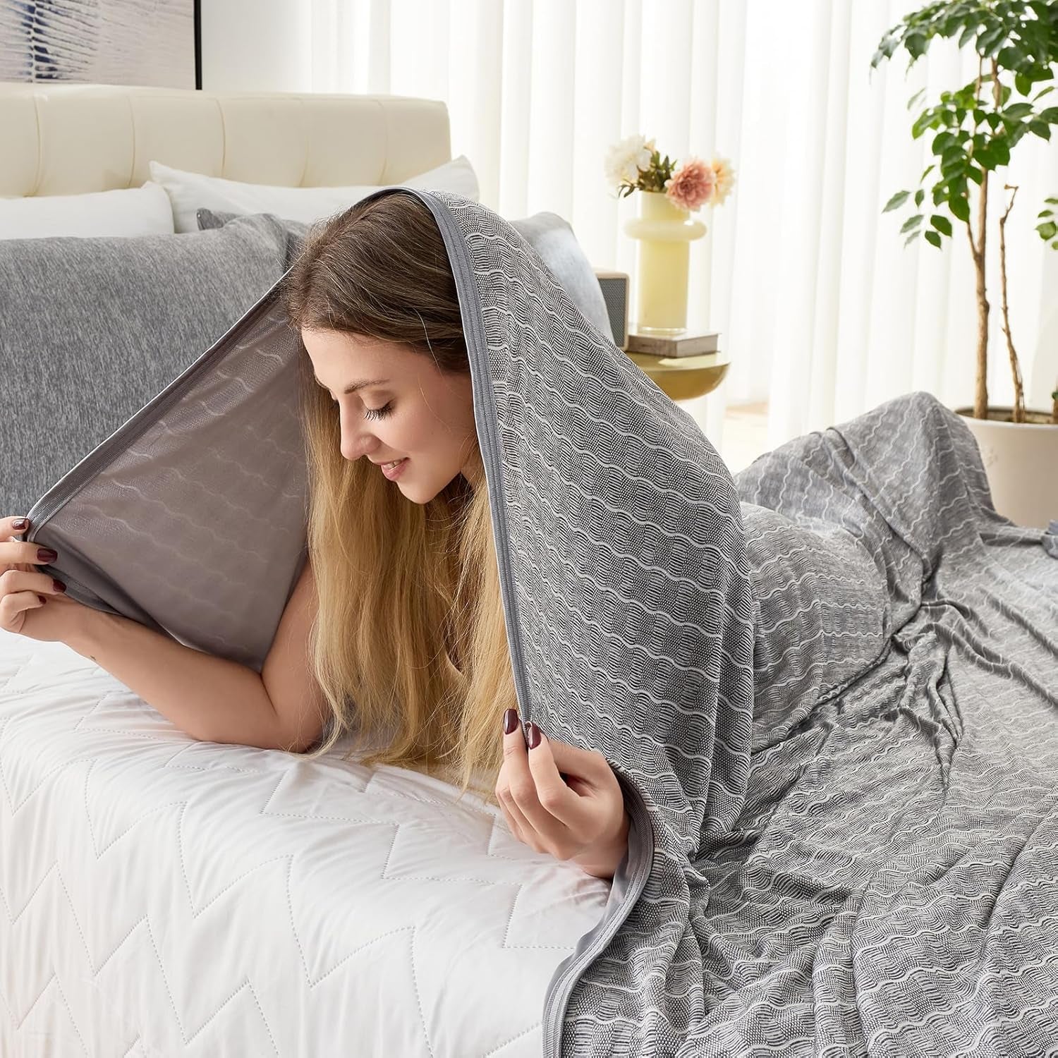 Grey Cooling Throw Blanket Arc-Chill Cool Summer Blanket with Q-Max > 0.5 Japanese Cold-Sensing Technology Perfect for Night Sweats and Hot Sleepers 200X220Cm Cooling Blanket